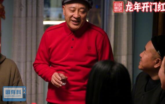 乡村爱情16谢大脚的扮演者换人了吗